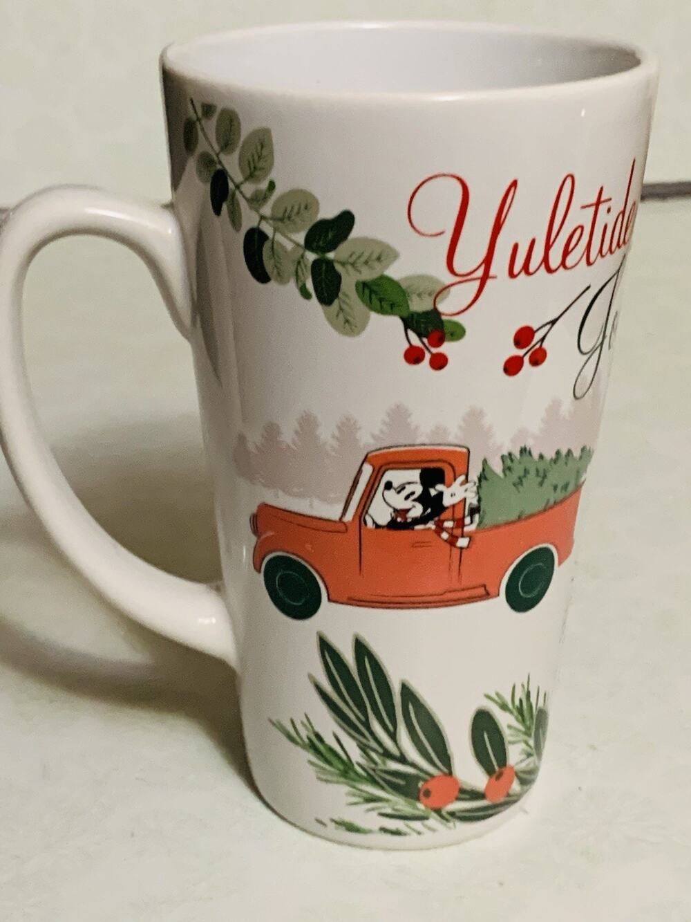 DISNEY Christmas Ceramic Coffe Mug with Lid Yuletide Joy No Cover